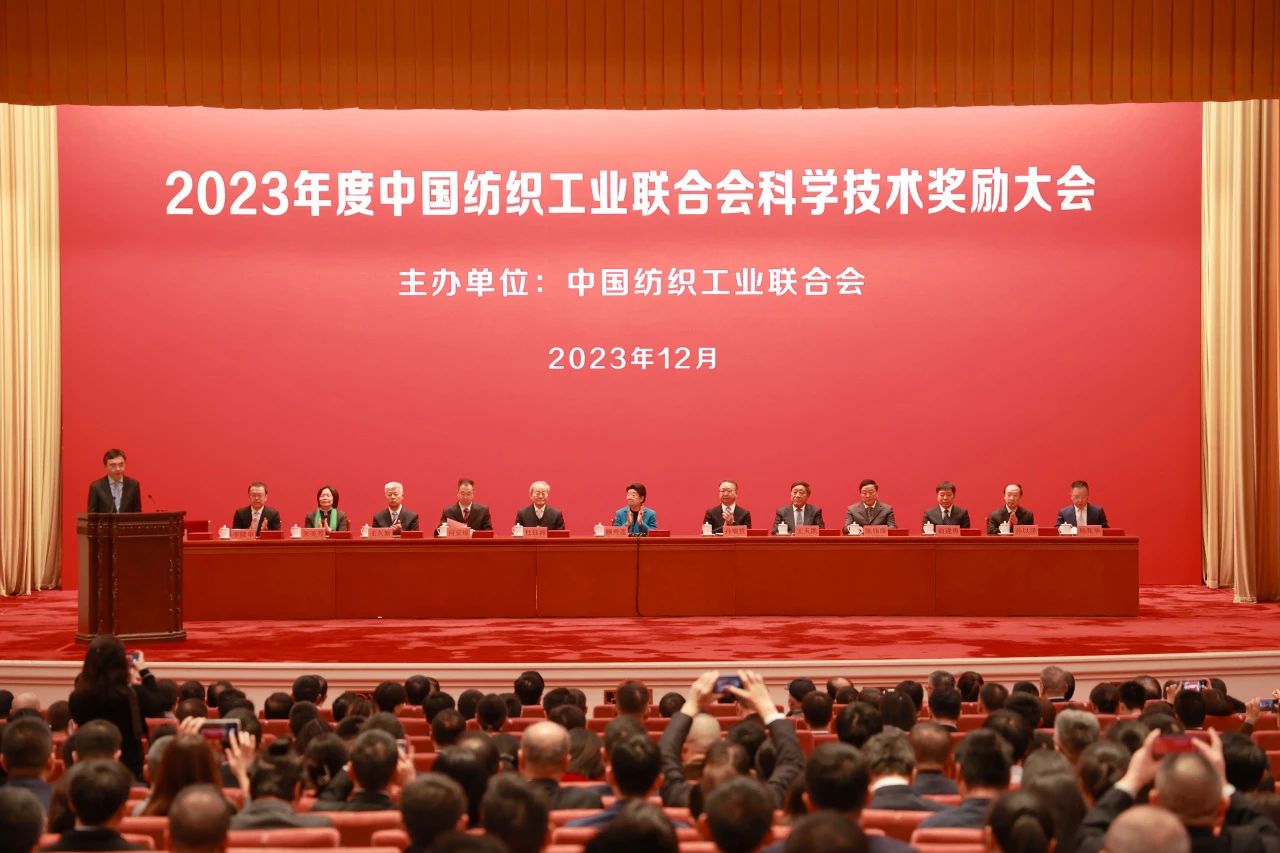 a350914cea02c5fb631344e4be602745.jpg